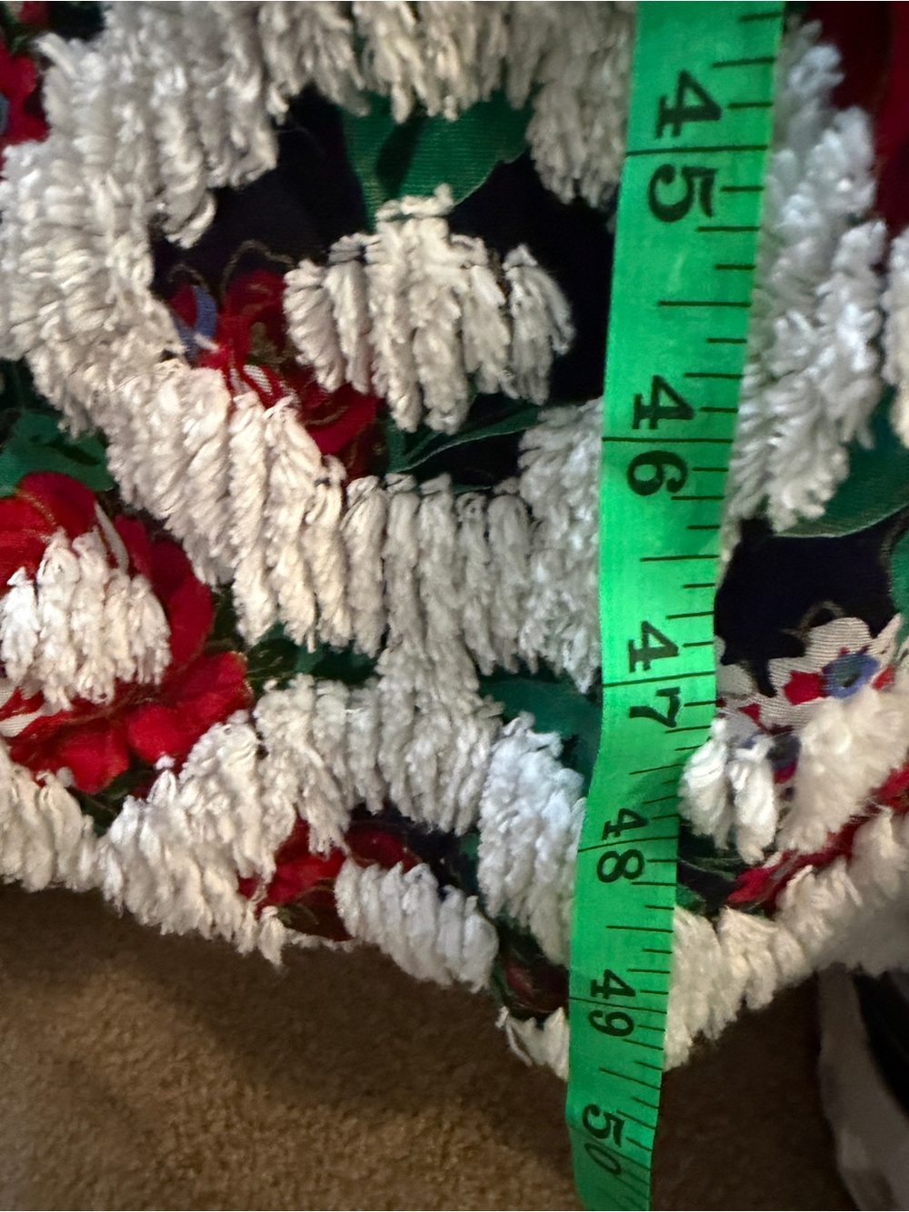 Vintage CROWNTUFT Chenille Robe Red, Green & Black Floral Print  Sz Lg - Picture 13 of 16